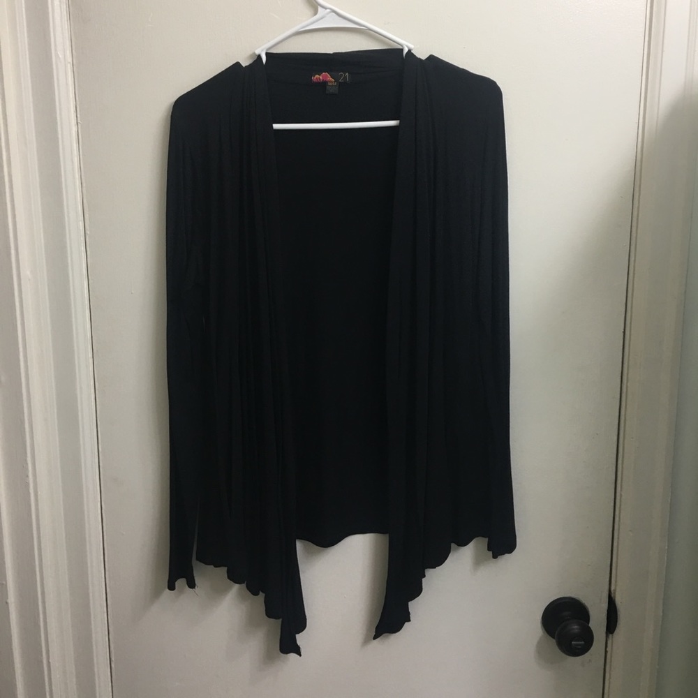 Black Forever 21 cardigan sweater